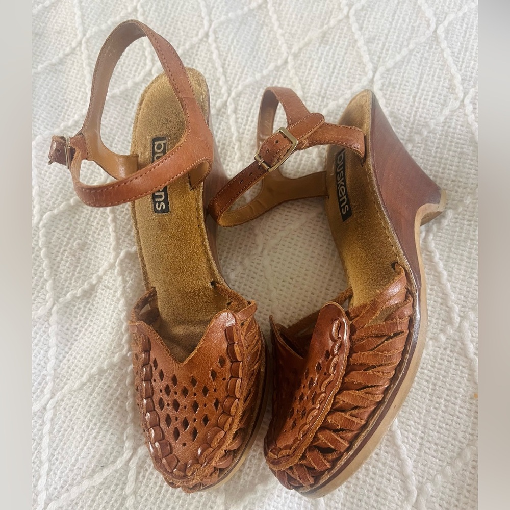 Vintage buskens leather heal 💖